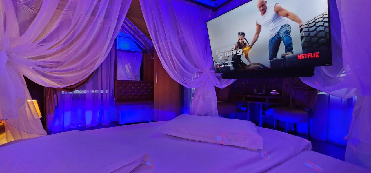 Boutique Mikaela (adults Only) 3*