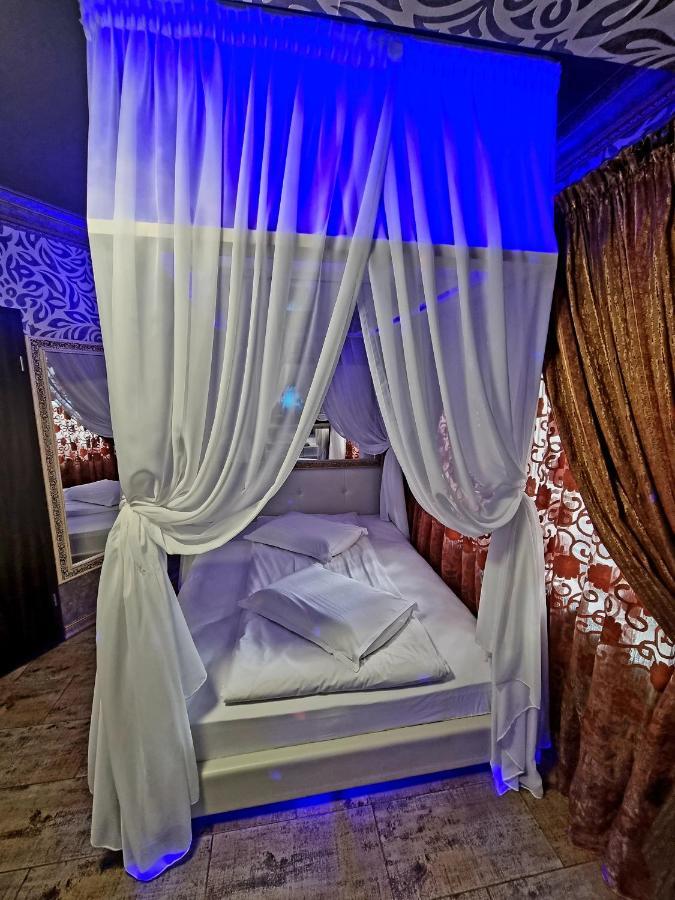 Boutique Mikaela (adults Only) 3* Brașov