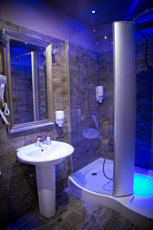 Liebeshotel Boutique Mikaela (adults Only) Brașov